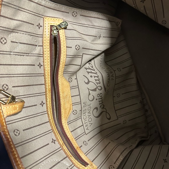 Genuinely Loved Louis Vuitton Neverful GM - Picture 9 of 13